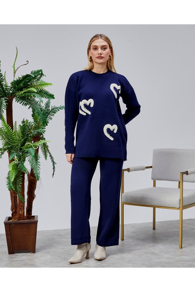 Women's Heart Screen Printing Pearl Embroidery Detail Knitwear Sweater Pants Two-Piece Set