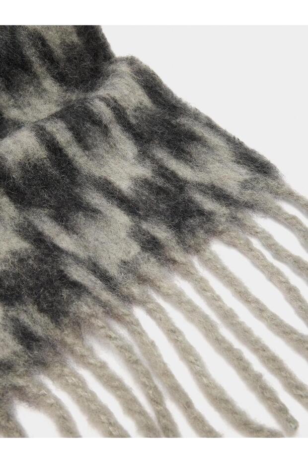 Püsküllü Baskılı Şal - 2