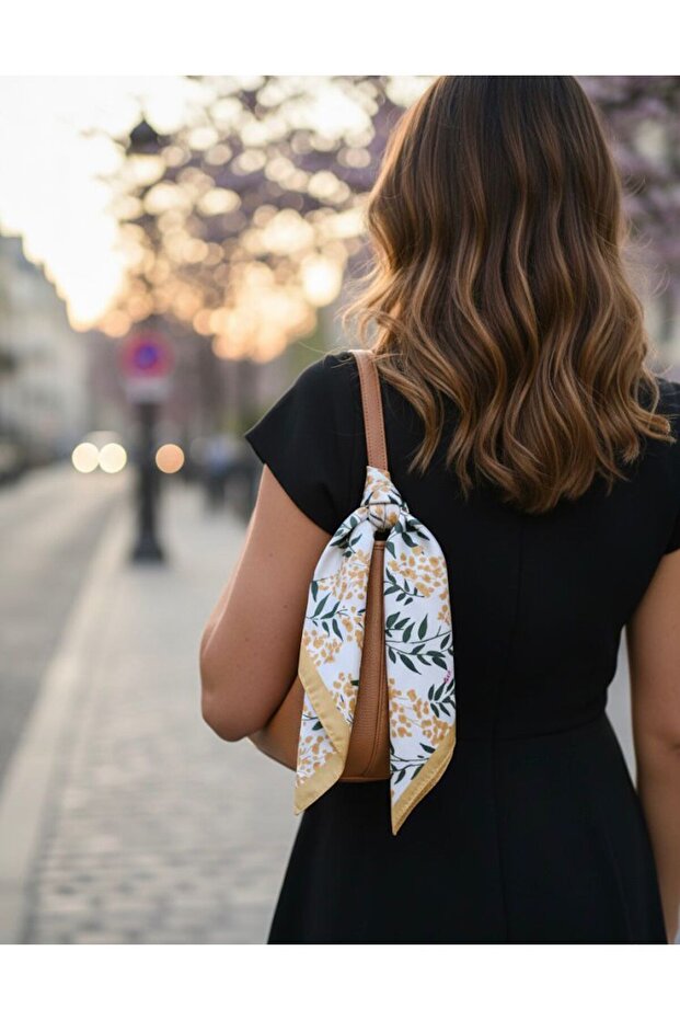 وشاح أصفر منقوش - 2