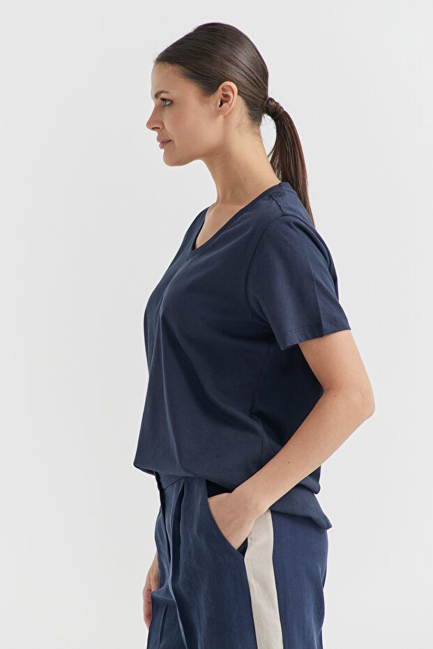 Kadın V Yaka Basic T-shirt - 5