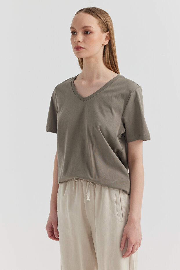 Kadın V Yaka Basic T-shirt - 2