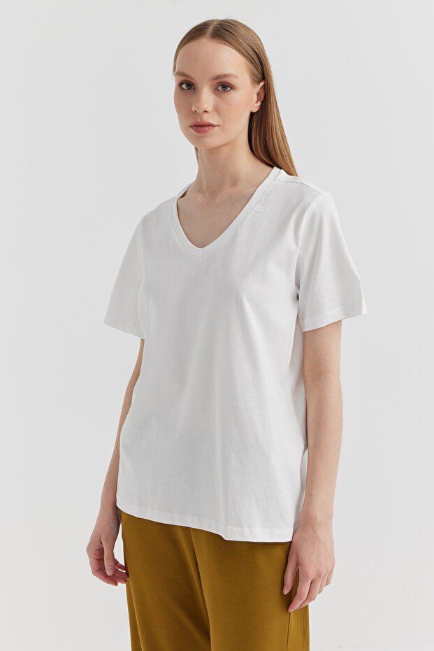 Kadın V Yaka Basic T-shirt - 4