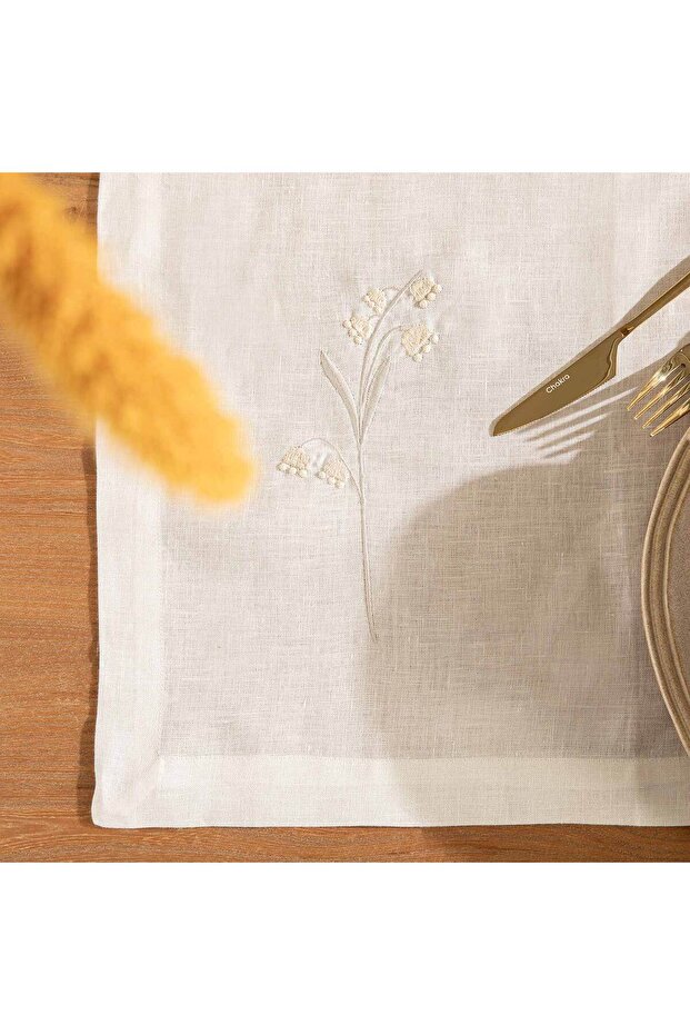 Fuscia Amerikan Servis Ekru - 3