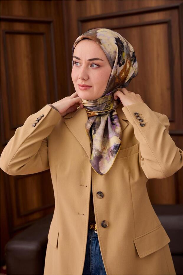 وشاح حرير تويلي بنمط زيتوني-أرجواني 90x90