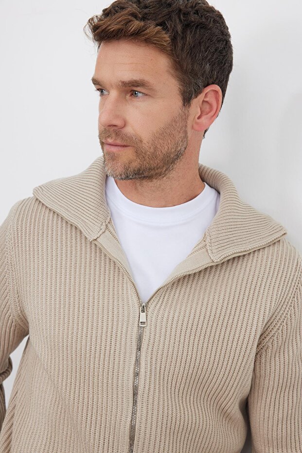 Men's Slim Fit Mock Neck Zippered Mink Plain Cardigan