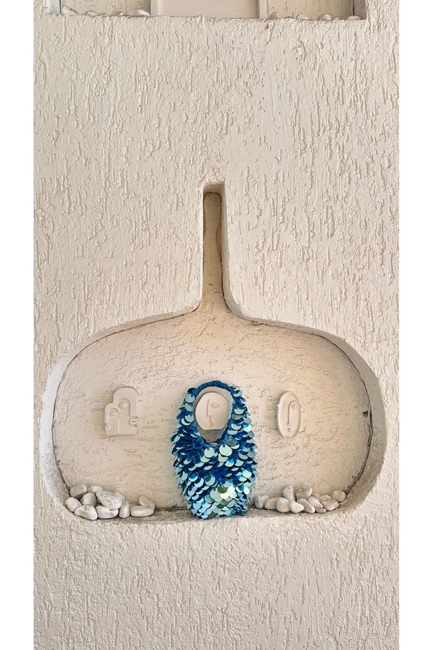 Mavi pullu çanta - 1