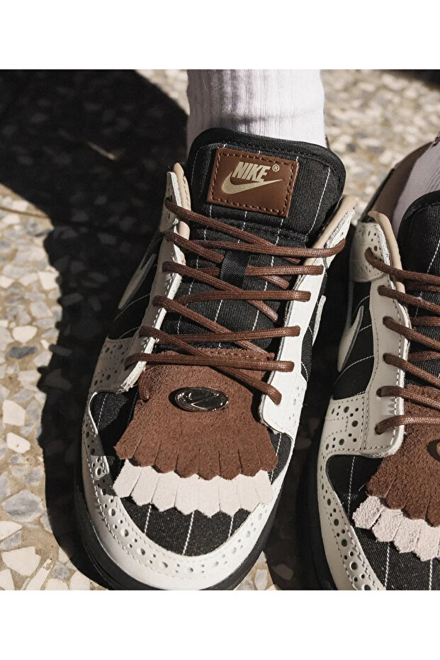 Dunk Low LX Brogue Pinstripe - 3