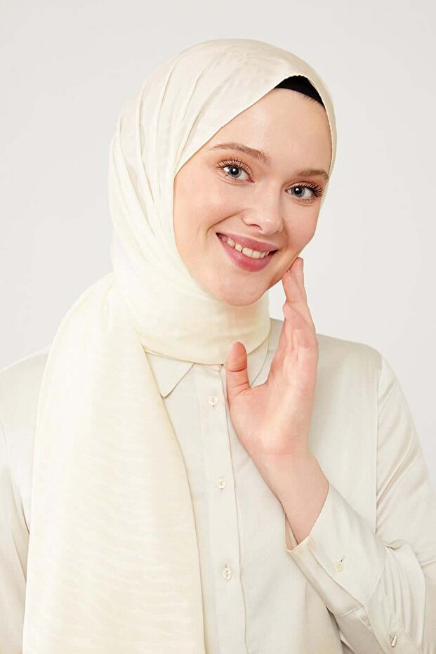 White Patterned Jacquard Elegance Shawl - 2