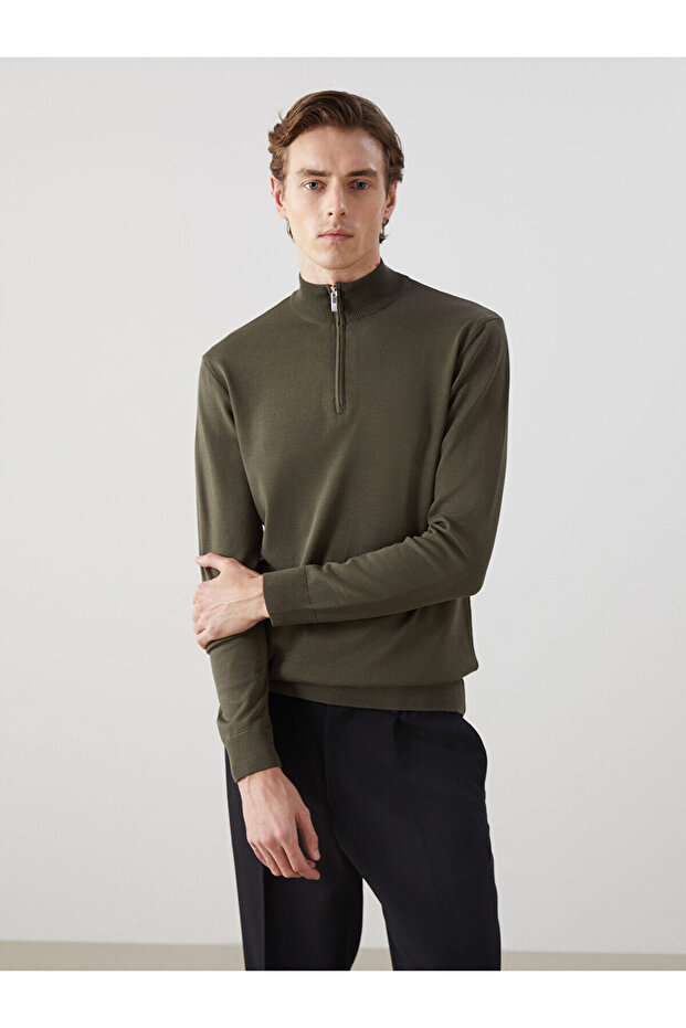 Khaki Stand Collar Long Sleeve Men's Knitwear Sweater