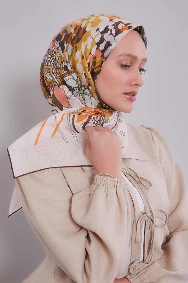 وشاح قطني بنمط زهور مختلطة باللون الكاكي