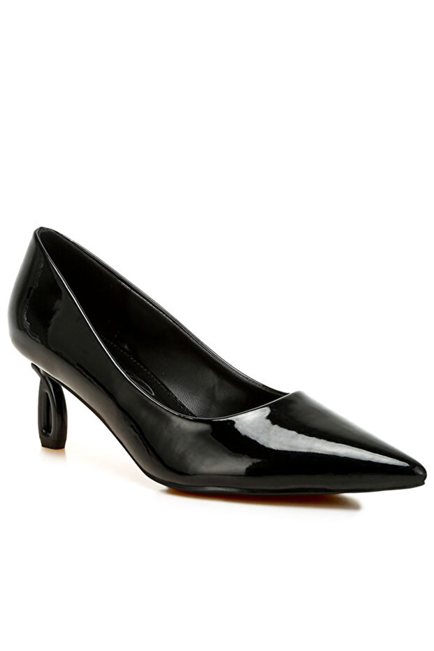 Women Pointed Toe Fantasy Heel Pumps in Black