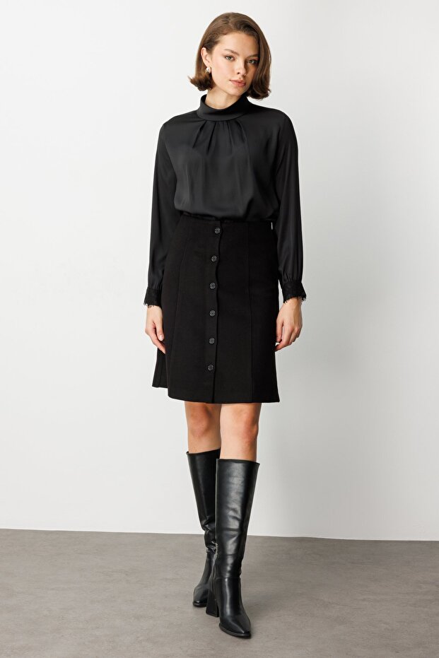 Buttoned Front Above-Knee Skirt - 1