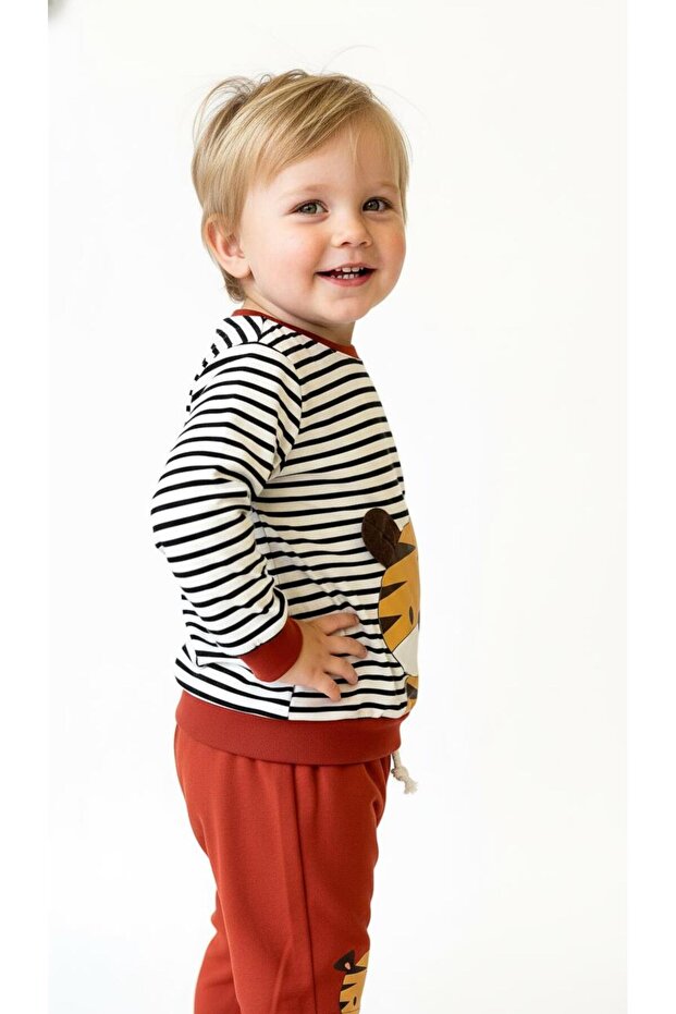 الشكل مطبوع مجموعة من قطعتين - 2