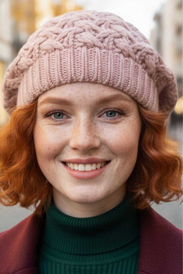 Women's Knitwear Knitted Painter Beret
