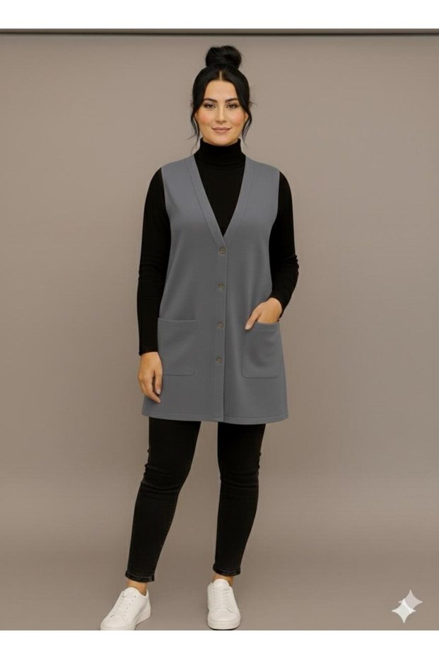 Comfortable Fit Buttoned Pocket Detail Long Vest Stylish and Easy to Match
