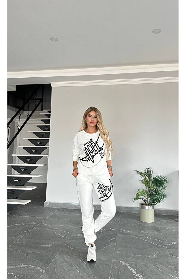 مجموعة ملابس رياضية سلسلة - 1