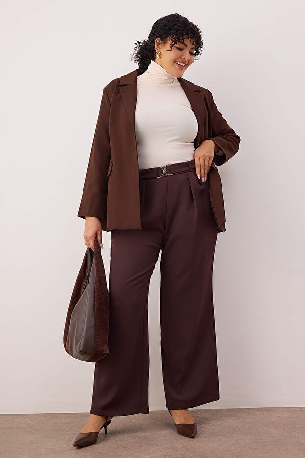 Premium Kahverengi Gold Toka Detaylı Wide Leg Büyük Beden Pantolon TBBAW26AR00030 - 1