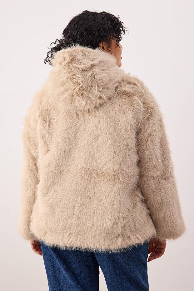 Bézs Oversize Mold kapucnis szőrme nagy méretű kabátok TWOAW26AW00000 - 4