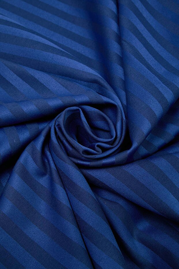 Çift Kişilik Yılbaşı Temalı Pamuk-Saten Çizgili Nevresim Takımı 200x220cm TPHAW26CKN00008 - 5