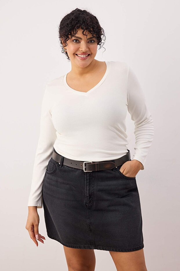 Schwarz-Ecru 2er-Pack Basic-Bluse aus weichem, geripptem Viskose-Strick in Übergröße TBBAW26AF00107 - 2