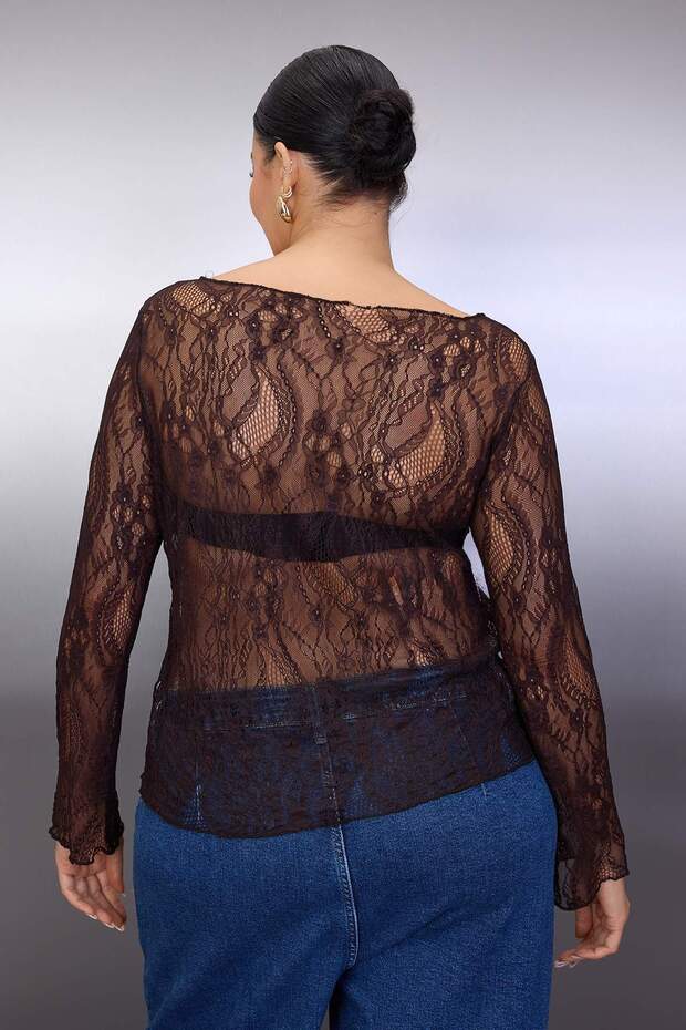 Kahverengi Regular Fit Kayık Yaka Dantel Örme Büyük Beden Bluz TBBAW26AF00031 - 4