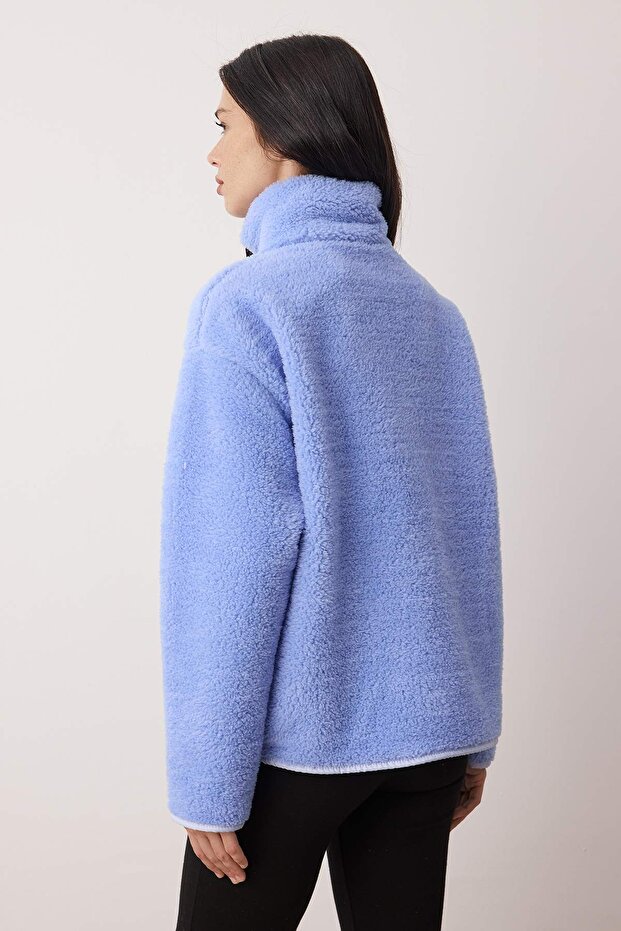 Winter Essentials Mavi Polar Fermuarlı Dik Yaka Cep Detaylı Örme Sweatshirt TWOAW24SW00071 - 4