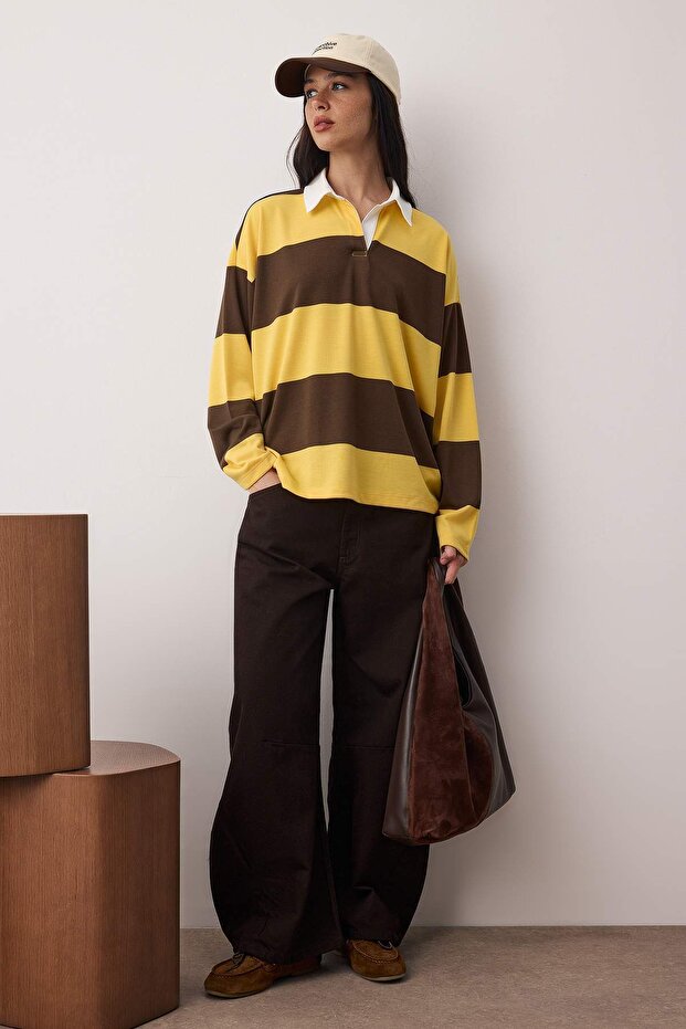 Sarı Çizgili Polo Yaka Oversize/Geniş Kalıp Örme Sweatshirt TWOAW26SW00051 - 1