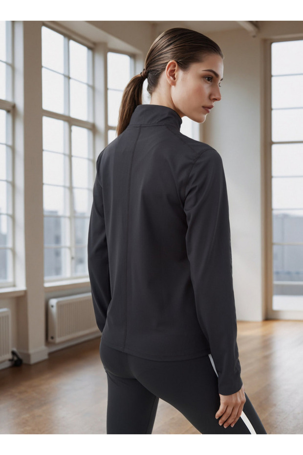 سترة رياضية بسحاب أمامي وجيوب - 3