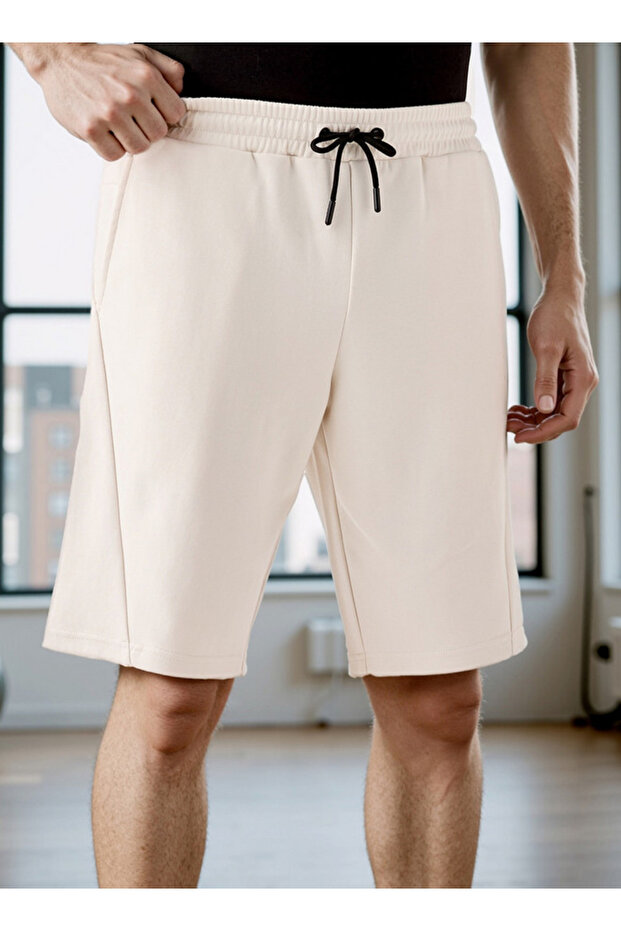 شورت بقصّة عادية مع رباط إغلاق - 1