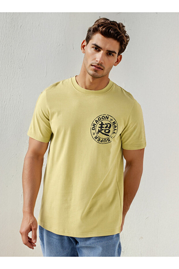 تي شيرت بقصّة عادية - 3