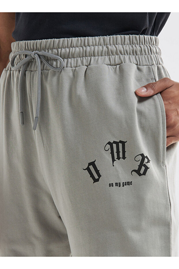 Typography Print Flexi Waist Joggers with Drawstring Closure and Pockets - 4