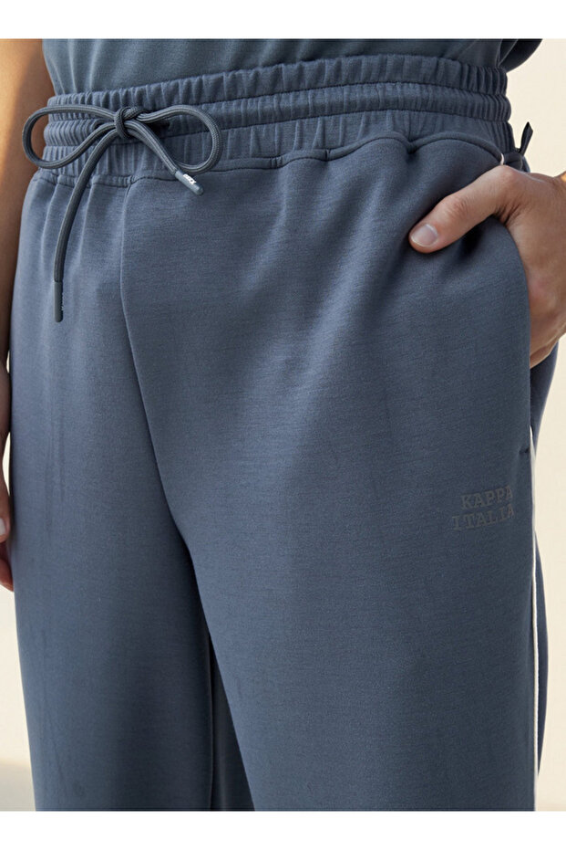 بنطال رياضي مطبوع مع رباط للإغلاق وجيوب - 4