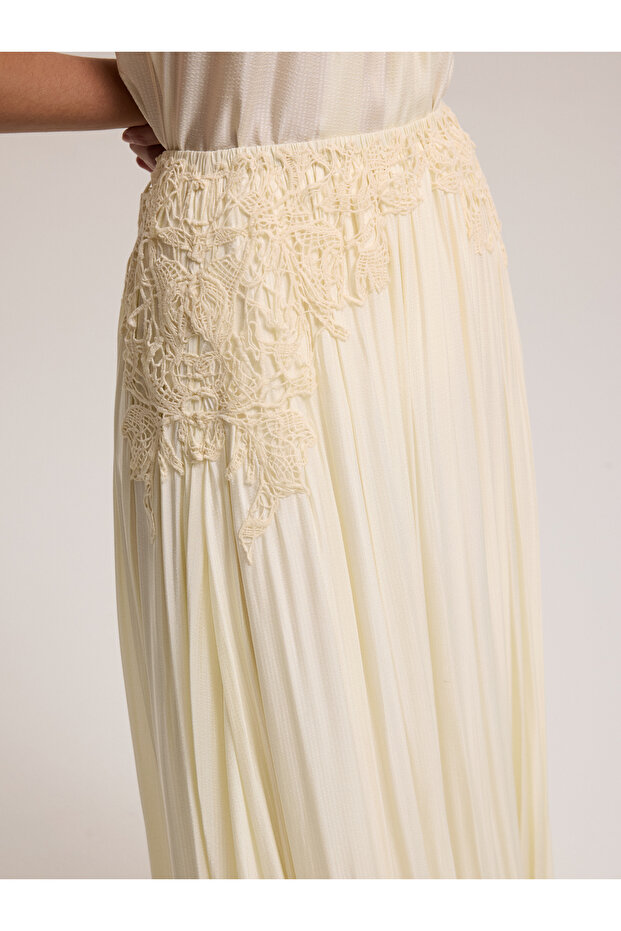 Dantel İşlemeli Sarı Etek - 2