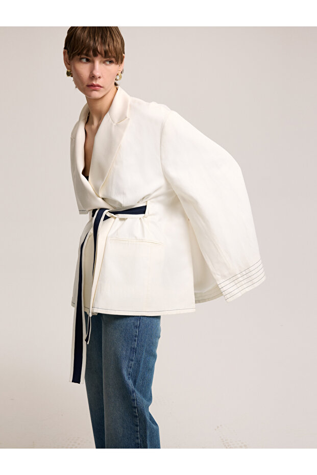 Kuşaklı Beyaz Ceket - 1