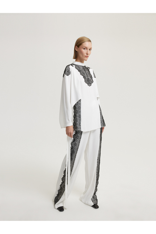 Kontrast Dantelli Beyaz Bluz - 4