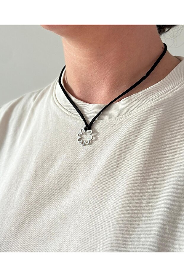 Black String Flower Necklace - 1