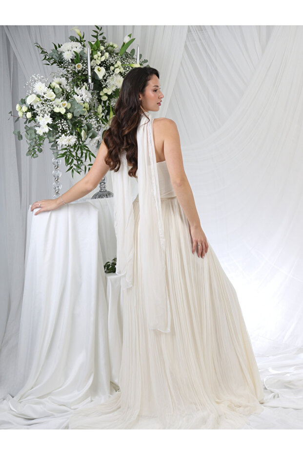 Classy Elegance Sade Nişan Elbisesi - 5