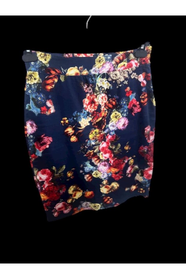 Women skirt