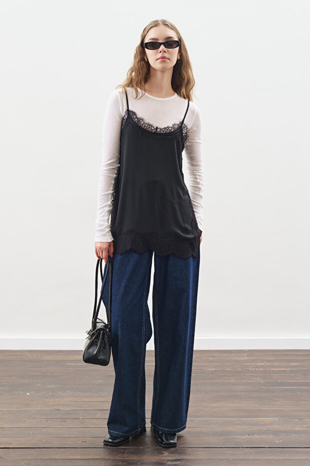 DANTEL ŞERİTLİ ASKILI BLUZ SİYAH - 1