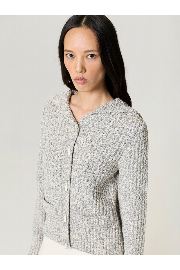 Geniş Yaka Triko - 1