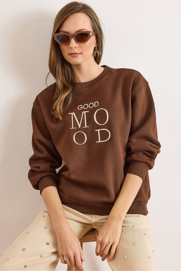 Women's Brown Good Mood Embroidered Fleece-Lined Comfortable Fit Sweatshirt Swt-19000776