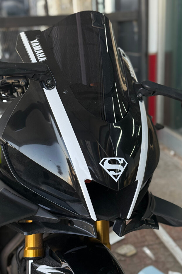 White Superman Sticker (8Cmx6Cm) for Motor-Car-Laptop 1 Piece