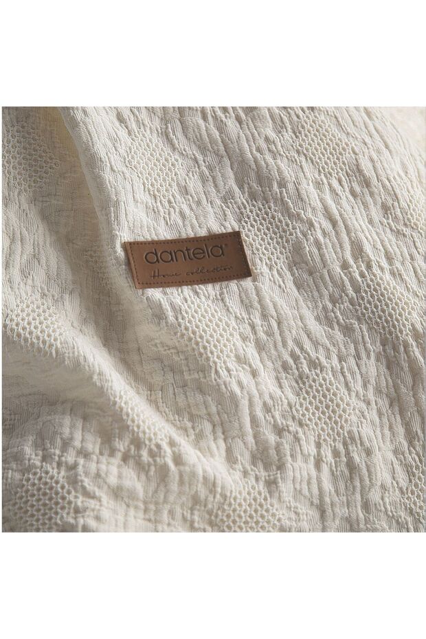 غطاء سرير نوتي - كريمي - 2