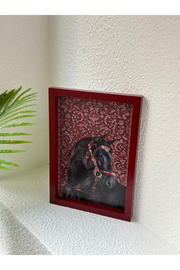 صينية منقوشة على شكل حصان - 3