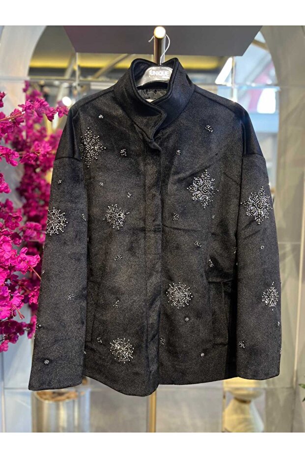 - NAKIŞ İŞLEMELİ SİYAH MONT - 1