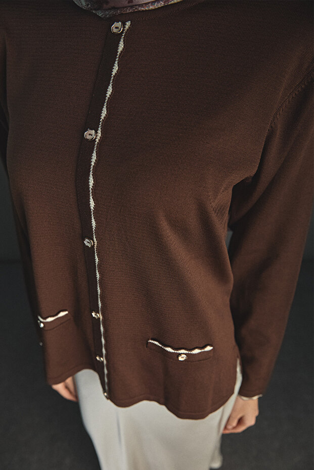 Süs Düğmeli Triko Bluz - 5