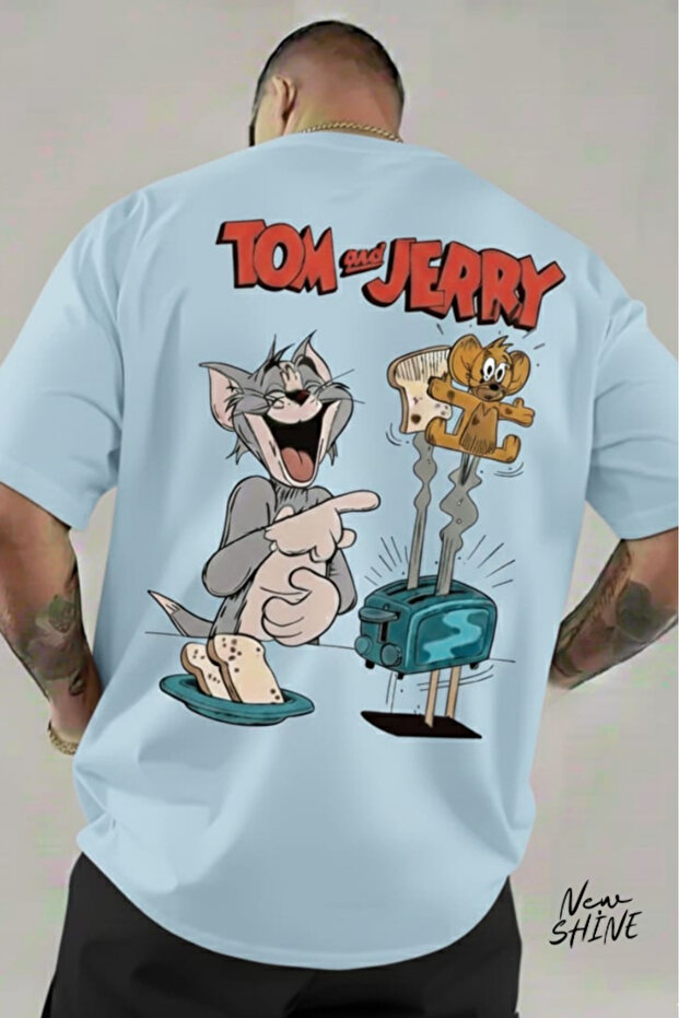 تيشيرت بطبعة Tom and Jerry، قصة واسعة / فضفاضة