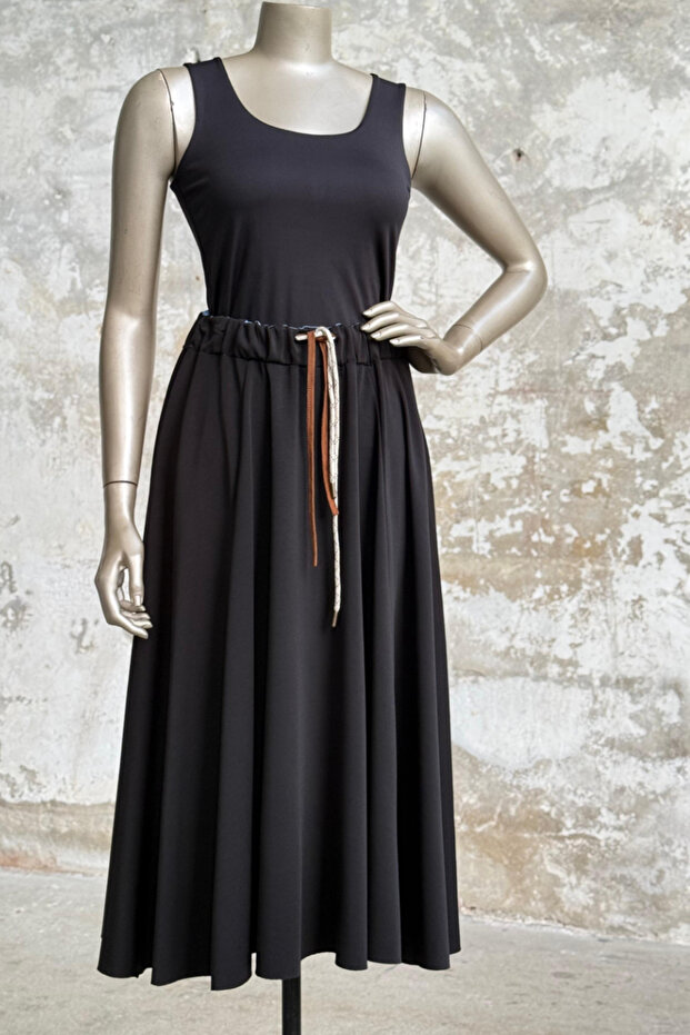 Black Modal Fabric Skirt with Tie at the Waist Cr3005