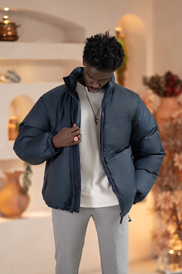 Oversized (Loose Cut) Mock Neck Zipper Closure Inflatable Jacket