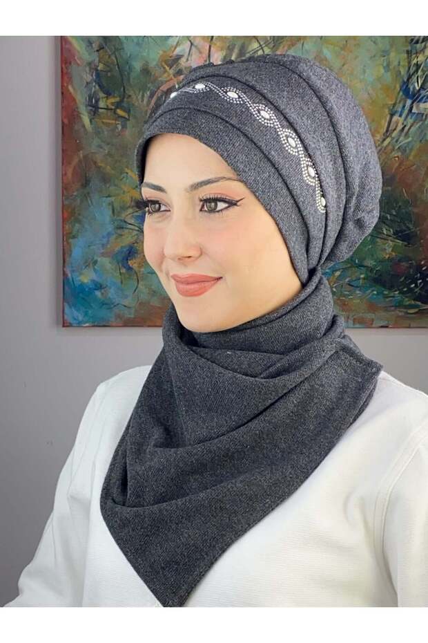 قبعة مزخرفة بنمط ثعبان اللؤلؤ من أرفا